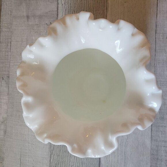 Vintage Fenton Ruffled White Milk Glass Vase With Floral Embossed Design - Picture 4 of 7
